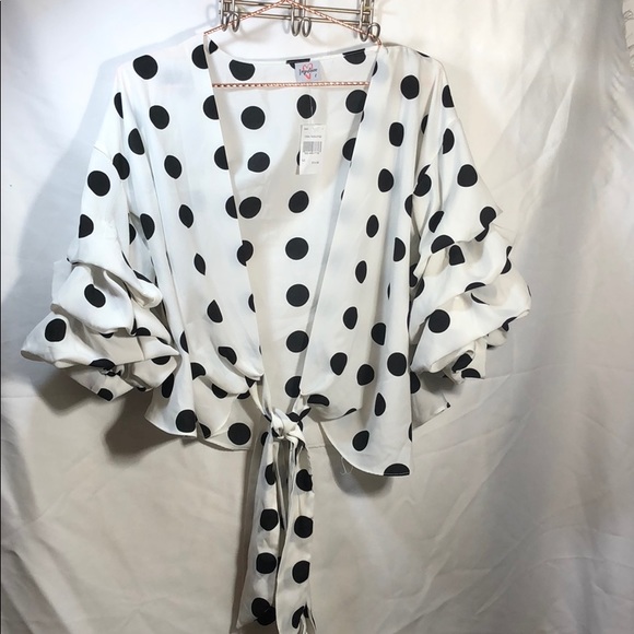 Impulse Tops - NWT Impulse Black and White top